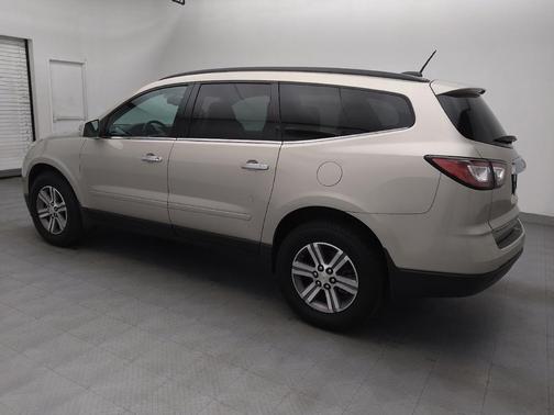 2017 Chevrolet Traverse 2LT