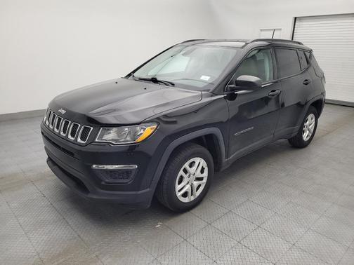 Diamond Black Crystal Pearlcoat 2018 Jeep Compass Sport