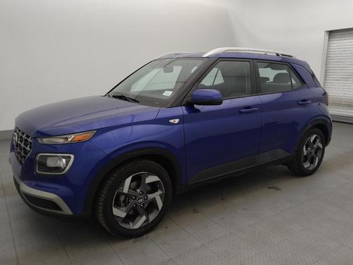 2022 Hyundai VENUE SEL