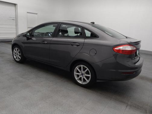 Magnetic Metallic 2019 Ford Fiesta SE
