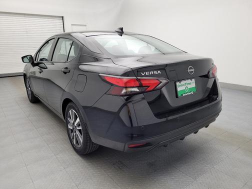 2023 Nissan Versa 1.6 SV