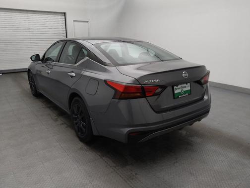 2022 Nissan Altima S FWD