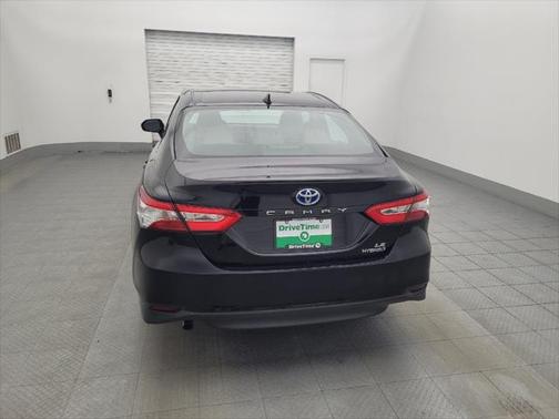2019 Toyota Camry Hybrid LE