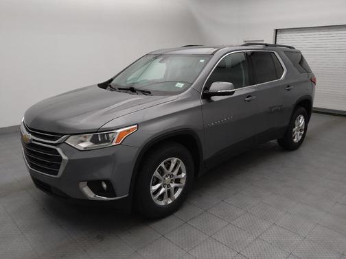 Gray 2019 Chevrolet Traverse LT Cloth
