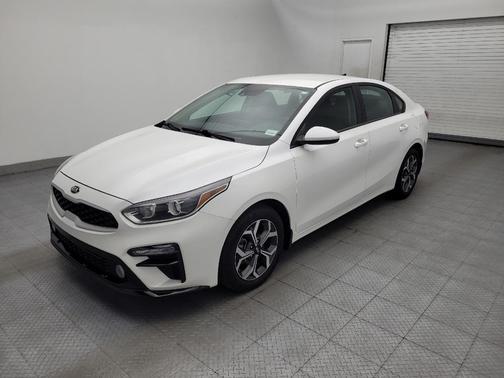 Snow White Pearl 2021 Kia Forte LXS