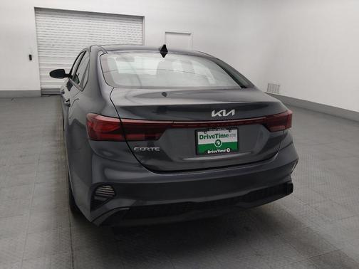 Gravity Gray 2022 Kia Forte LXS
