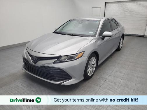 Celestial Silver Metallic 2019 Toyota Camry LE