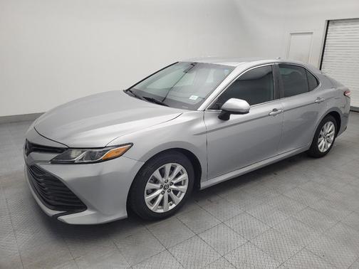 Celestial Silver Metallic 2019 Toyota Camry LE