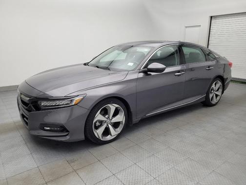 Modern Steel Metallic 2018 Honda Accord Touring 2.0T