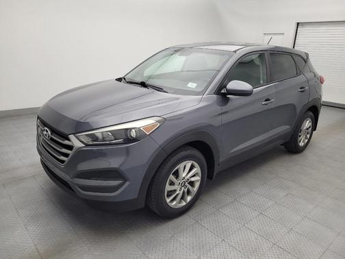 Molten Silver 2018 Hyundai TUCSON SE