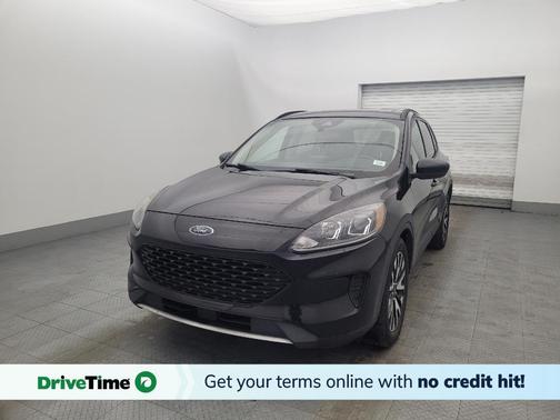 Agate Black Metallic 2020 Ford Escape SE