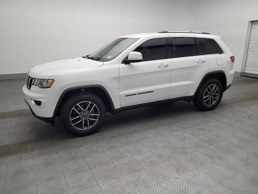 2020 Jeep Grand Cherokee Laredo