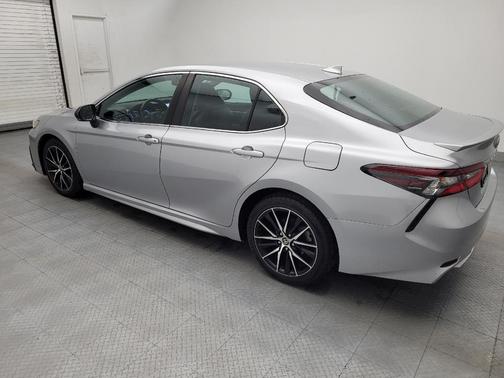 Celestial Silver Metallic 2022 Toyota Camry SE
