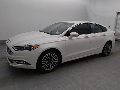 White 2017 Ford Fusion SE