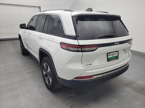 Bright White Clearcoat 2023 Jeep Grand Cherokee 4xe Base