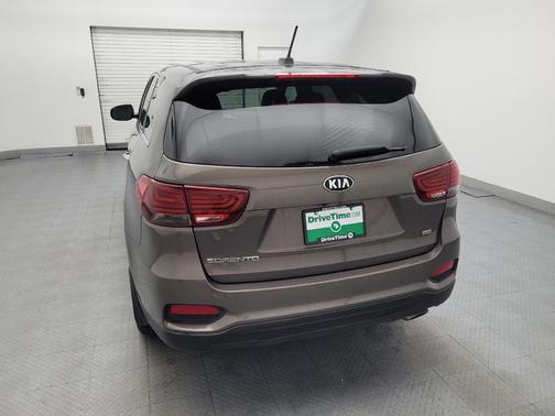 Dragon Brown 2019 Kia Sorento LX