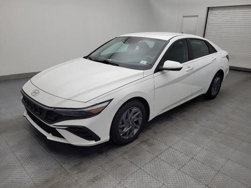 Serenity White 2024 Hyundai ELANTRA SEL