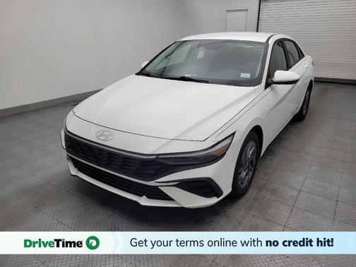 Serenity White 2024 Hyundai ELANTRA SEL