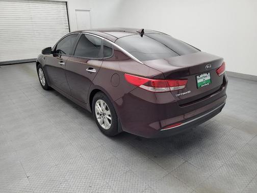 Sangria 2018 Kia Optima LX