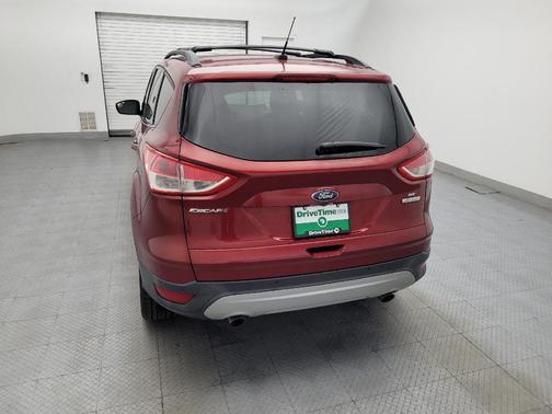Ruby Red Metallic Tinted Clearcoat 2015 Ford Escape SE