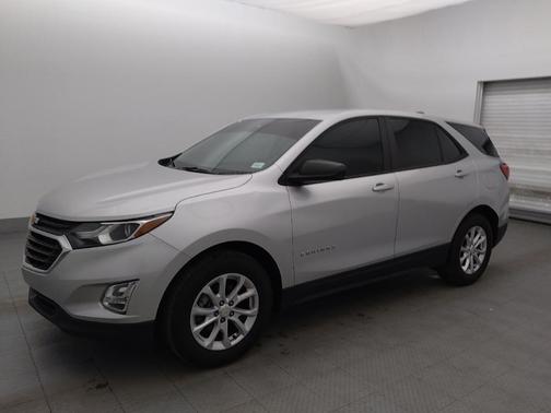 Silver Ice Metallic 2020 Chevrolet Equinox LS