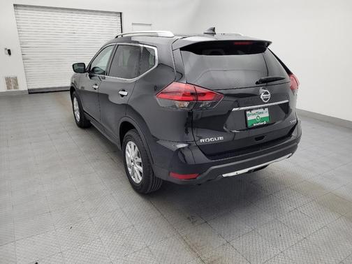 Magnetic Black 2018 Nissan Rogue SV
