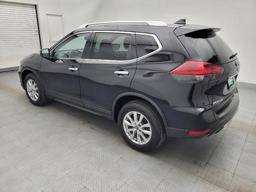 Magnetic Black 2018 Nissan Rogue SV