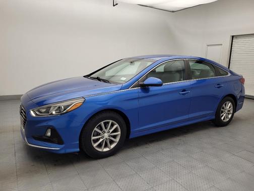 2018 Hyundai SONATA SE