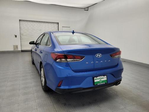 2018 Hyundai SONATA SE