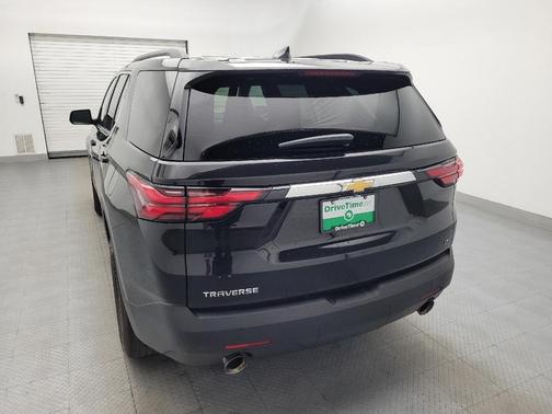 Mosaic Black Metallic 2023 Chevrolet Traverse LT Cloth