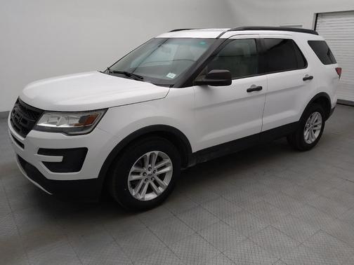 2016 Ford Explorer Base