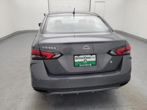 Gun Metallic 2025 Nissan Versa 1.6 S
