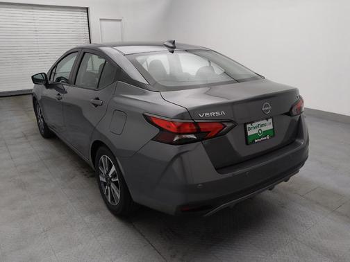 2023 Nissan Versa 1.6 SV