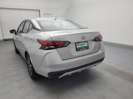 2023 Nissan Versa 1.6 SV