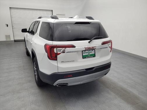 2023 GMC Acadia FWD SLT