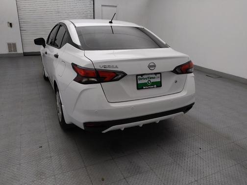 Fresh Powder 2024 Nissan Versa 1.6 S