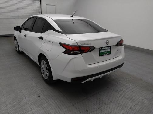 Fresh Powder 2024 Nissan Versa 1.6 S