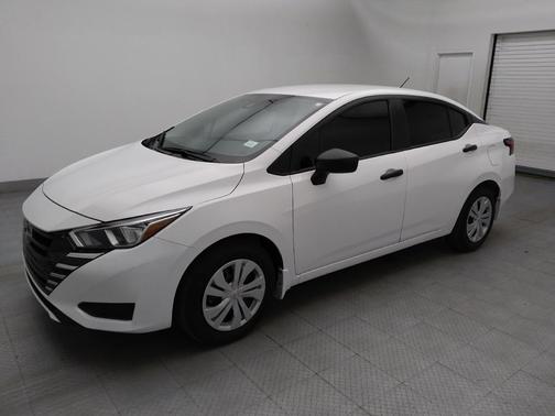 Fresh Powder 2024 Nissan Versa 1.6 S