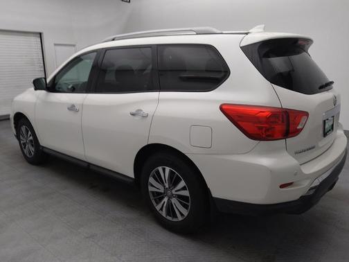2019 Nissan Pathfinder SL