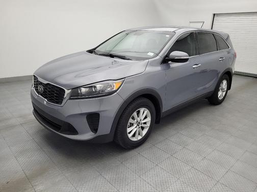 Everlasting Silver 2020 Kia Sorento LX