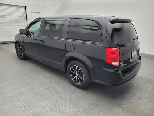 Black Onyx Crystal Pearlcoat 2018 Dodge Grand Caravan SE