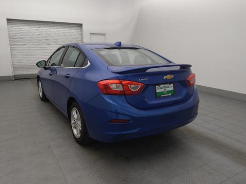 Blue 2017 Chevrolet Cruze LT