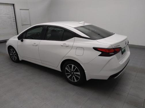 Aspen White Tricoat 2022 Nissan Versa 1.6 SV