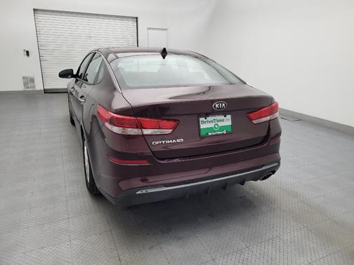 Sangria 2019 Kia Optima LX