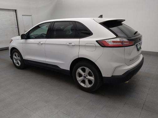 Oxford White 2019 Ford Edge SE