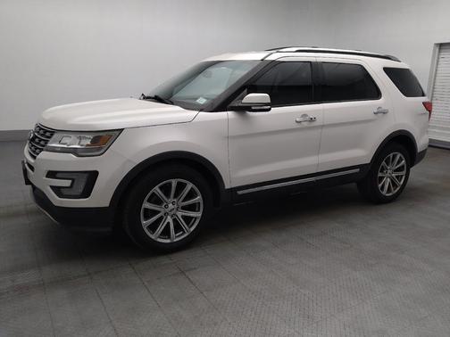 White Platinum Metallic Tri-Coat 2017 Ford Explorer Limited