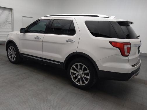 White Platinum Metallic Tri-Coat 2017 Ford Explorer Limited