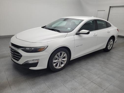 Summit White 2023 Chevrolet Malibu FWD 1LT