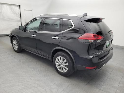 Magnetic Black 2018 Nissan Rogue SV