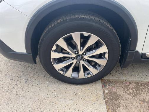2017 Subaru Outback 2.5i Touring